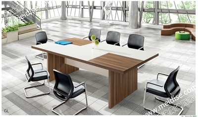 武漢辦公家具公司應注重員工、顧客及產品三者間關系